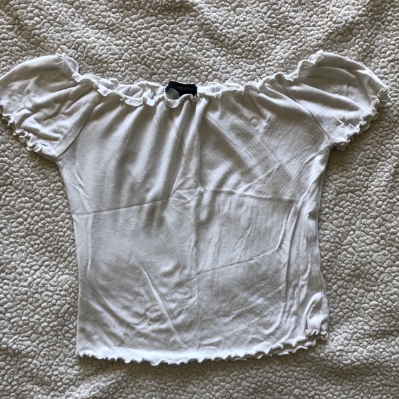 White, off the shoulder ruffled crop top - Picture 1 of 1